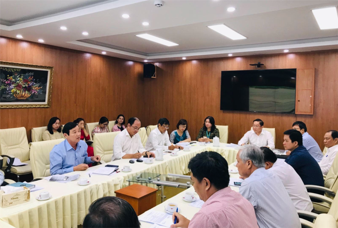 Sở Y tế TP HCM kêu gọi nghệ sĩ liên quan cô gái Hà Nội mắc Covid-19 đi kiểm tra sức khỏe - Ảnh 1. Sở Y tế TP HCM kêu gọi nghệ sĩ liên quan cô gái Hà Nội mắc Covid-19 đi kiểm tra sức khỏe - Ảnh 1.