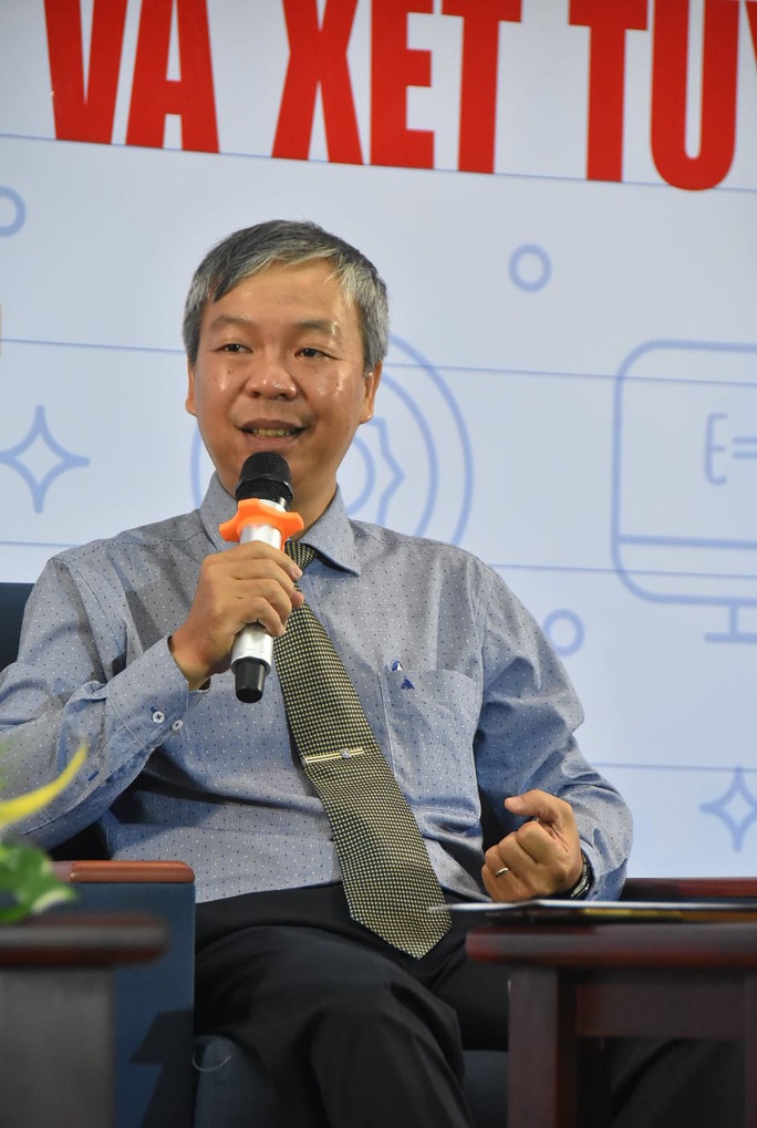 Trực tuyến Đưa trường học đến thí sinh: Thay đổi gì trong thi đánh giá năng lực và xét tuyển ĐH? - Ảnh 5. Trực tuyến Đưa trường học đến thí sinh: Thay đổi gì trong thi đánh giá năng lực và xét tuyển ĐH? - Ảnh 5.