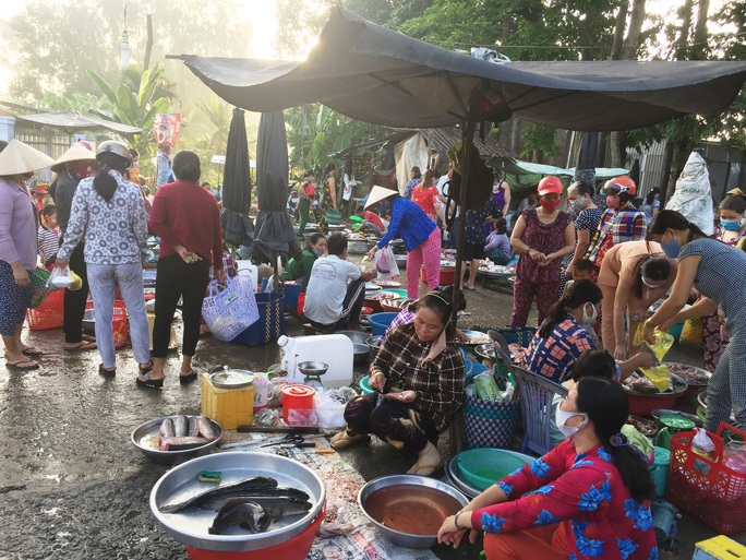 Thực hiện chưa nghiêm Chỉ thị của Thủ tướng, 6 chủ tịch cấp huyện bị phê bình - Ảnh 1. Thực hiện chưa nghiêm Chỉ thị của Thủ tướng, 6 chủ tịch cấp huyện bị phê bình - Ảnh 1.