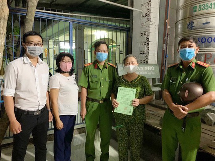 Ngày thứ hai cách ly xã hội: Nhiều tín hiệu vui ở TP HCM và Bình Dương - Ảnh 6. Ngày thứ hai cách ly xã hội: Nhiều tín hiệu vui ở TP HCM và Bình Dương - Ảnh 6.