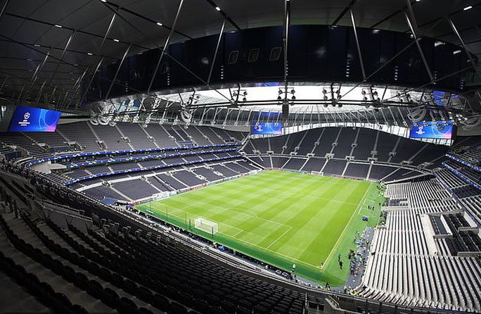 Amazon bạo chi 250 triệu bảng mua tên sân vận động Tottenham - Ảnh 1.