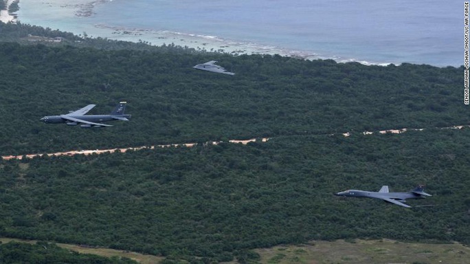 Giải mật hành động bất thường của máy bay ném bom Mỹ ở đảo Guam - Ảnh 1.