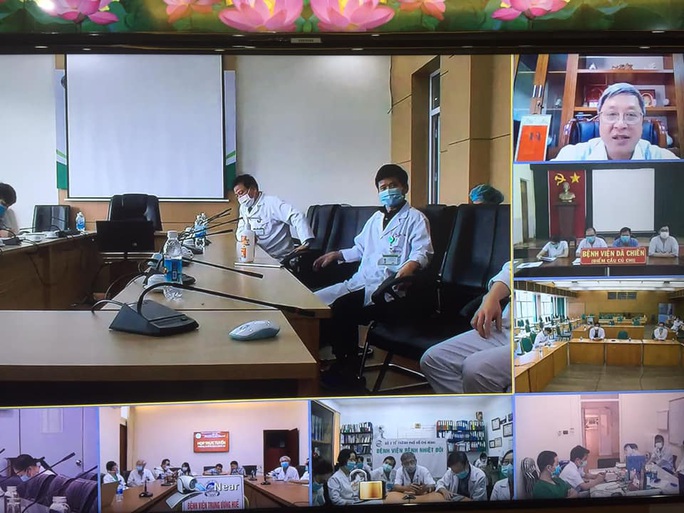 Huy động toàn lực còn nước còn tát cứu phi công người Anh mắc Covid-19 - Ảnh 2. Huy động toàn lực còn nước còn tát cứu phi công người Anh mắc Covid-19 - Ảnh 2.