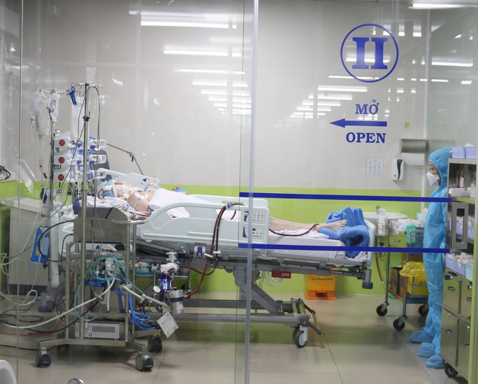 Diễn biến sức khỏe 4 bệnh nhân đang điều trị Covid-19 tại TP HCM - Ảnh 1. Diễn biến sức khỏe 4 bệnh nhân đang điều trị Covid-19 tại TP HCM - Ảnh 1.