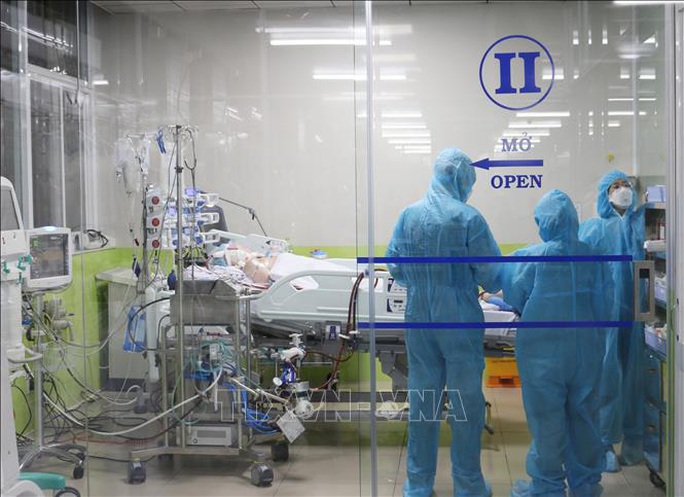 Phổi phi công người Anh đã có thể hoạt động 30% - Ảnh 1. Phổi phi công người Anh đã có thể hoạt động 30% - Ảnh 1.