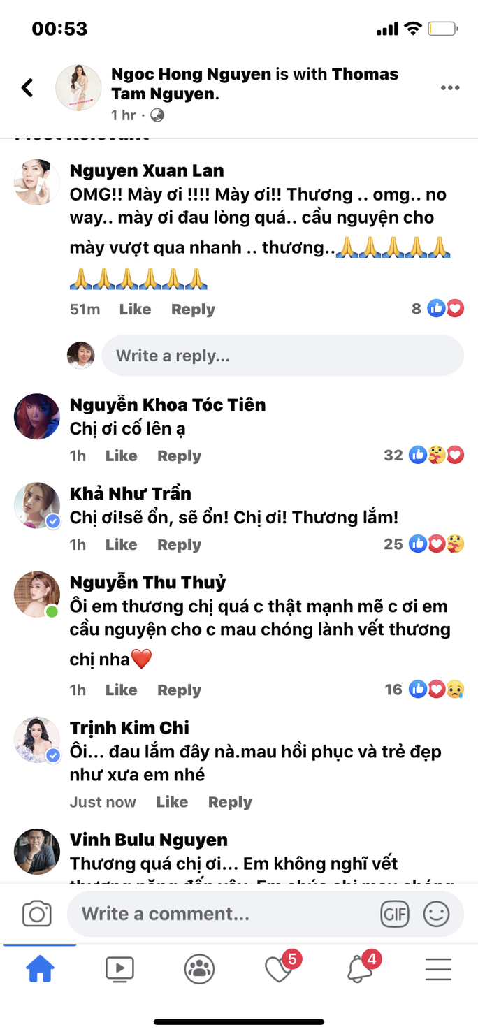 Nghe si xot xa khi nhin thay guong mat ca si Hong Ngoc