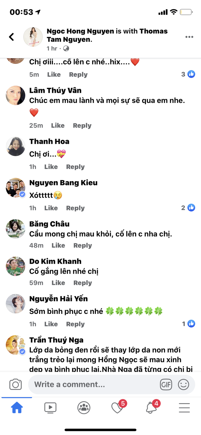 Nghe si xot xa khi nhin thay guong mat ca si Hong Ngoc