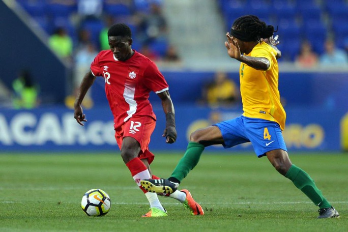 Alphonso Davies: Cậu bé Ghana di dân tỏa sáng ở Bundesliga - Ảnh 6.
