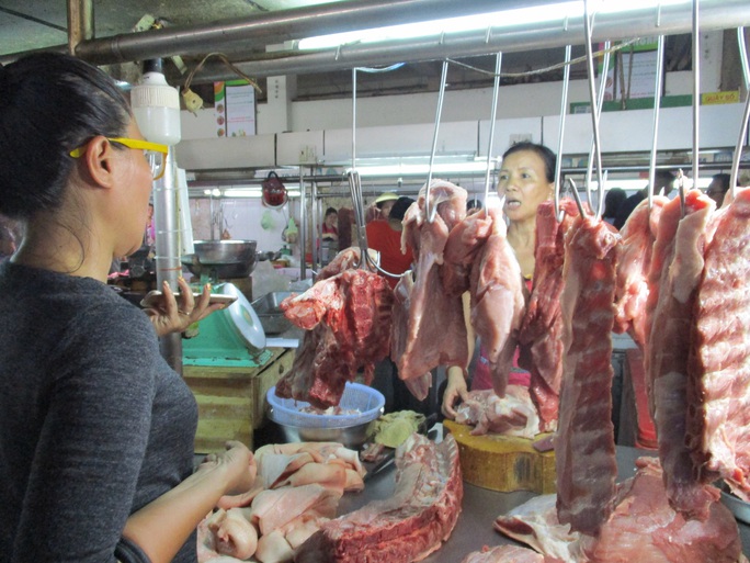 Có thể nhập heo sống giá rẻ từ Lào, Campuchia... để giải cơn khát thịt heo trong nước - Ảnh 1. Có thể nhập heo sống giá rẻ từ Lào, Campuchia... để giải cơn khát thịt heo trong nước - Ảnh 1.