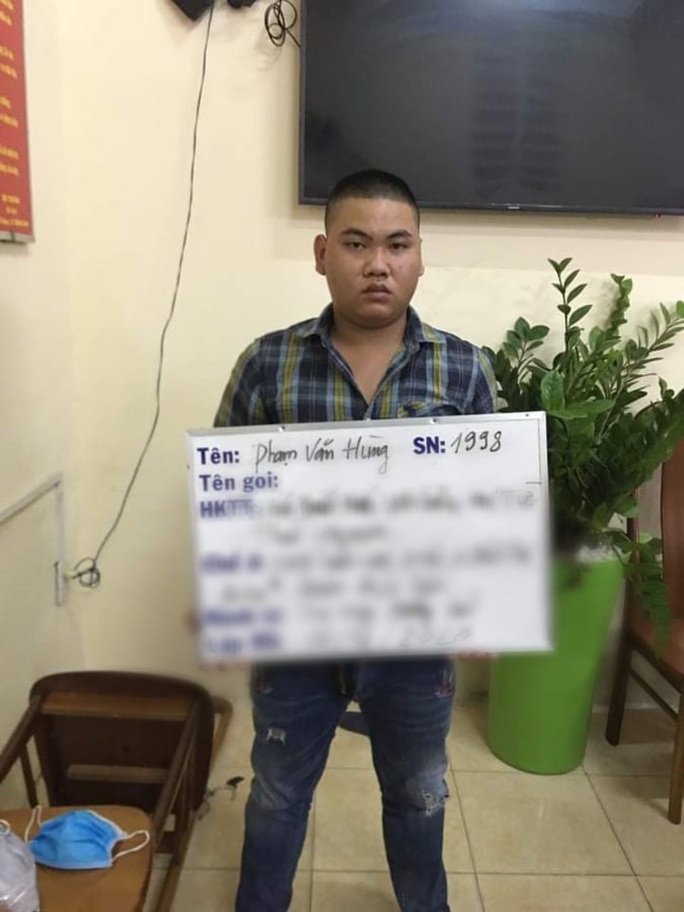 Bí mật trong tiệm cầm đồ của 5 người đàn ông ở quận Bình Tân - Ảnh 2.