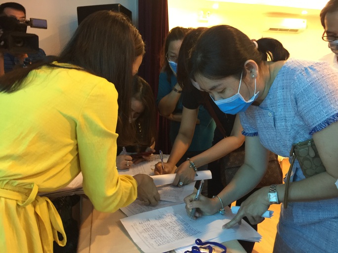 Trường Quốc tế Việt Úc giảm học phí, phụ huynh tiếp tục đề nghị làm rõ các khoản thu - Ảnh 4. Trường Quốc tế Việt Úc giảm học phí, phụ huynh tiếp tục đề nghị làm rõ các khoản thu - Ảnh 4.