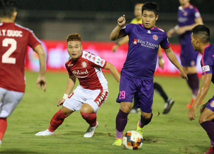 Công Phượng thất bại trận derby Sài thành, ĐKVĐ Hà Nội bị tân binh cầm hòa đáng tiếc - Ảnh 5. Công Phượng thất bại trận derby Sài thành, ĐKVĐ Hà Nội bị tân binh cầm hòa đáng tiếc - Ảnh 5.