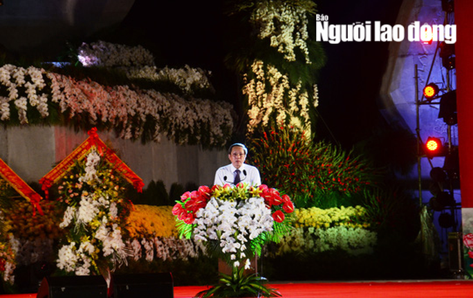 Thường trực Ban Bí Thư Trần Quốc Vượng dự Lễ khánh thành tượng đài Chủ tịch Hồ Chí Minh với nhân dân Quảng Bình - Ảnh 2.