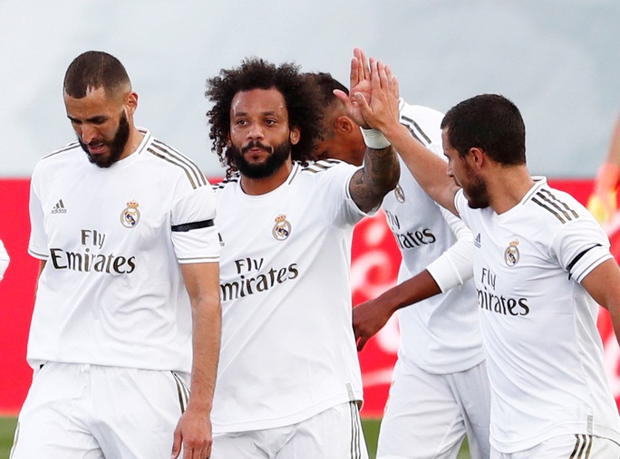 Dải ngân hà tỏa sáng, Real Madrid áp sát ngôi đầu La Liga - Ảnh 6.