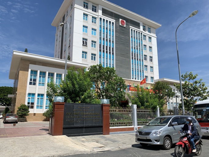 Khánh Hòa: Trụ sở trên đất vàng bỏ trống lãng phí - Ảnh 5.