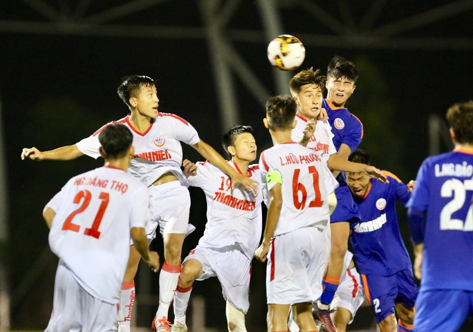 B.Bình Dương ngược dòng thắng kịch tính SLNA ngày ra quân VCK U19 Quốc gia 2020 - Ảnh 4. B.Bình Dương ngược dòng thắng kịch tính SLNA ngày ra quân VCK U19 Quốc gia 2020 - Ảnh 4.