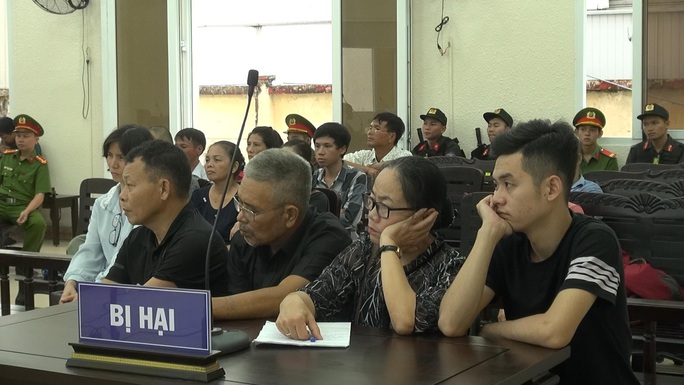 Đoạn đối thoại lạnh lùng của nữ bị cáo lớn tuổi nhất nhóm bê tông xác người - Ảnh 3.