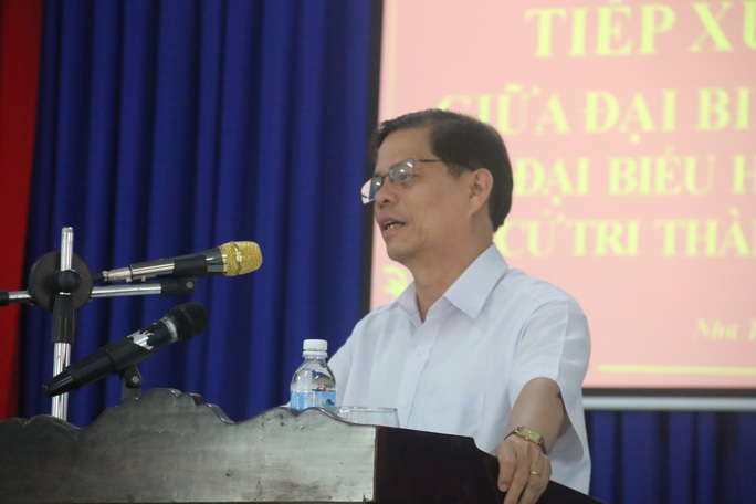 Yêu cầu khai trừ Đảng, cách chức ông Lê Huy Toàn phó chủ tịch Nha Trang - Ảnh 2.