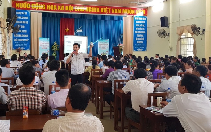 Trà Vinh nỗ lực để trẻ em được uống sữa học đường - Ảnh 1.