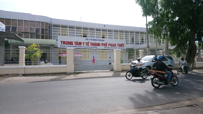 Nhiều lãnh đạo Bệnh viện Phan Thiết liên quan vụ án tham ô hơn 5,4 tỉ đồng - Ảnh 1.