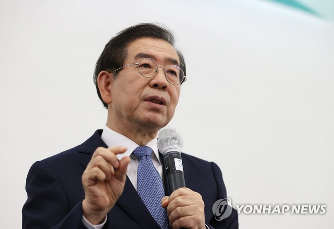 Tổng thống Hàn Quốc sốc nặng trước cái chết của thị trưởng Seoul  - Ảnh 1.