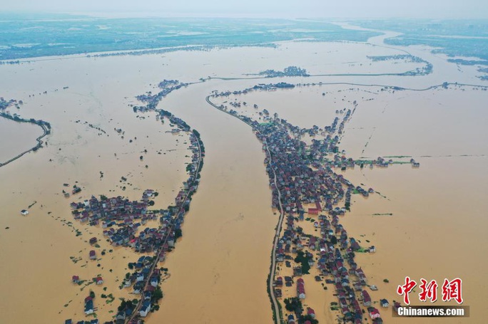 Hồ nước ngọt lớn nhất Trung Quốc sắp tràn bờ - Ảnh 1. Hồ nước ngọt lớn nhất Trung Quốc sắp tràn bờ - Ảnh 1.