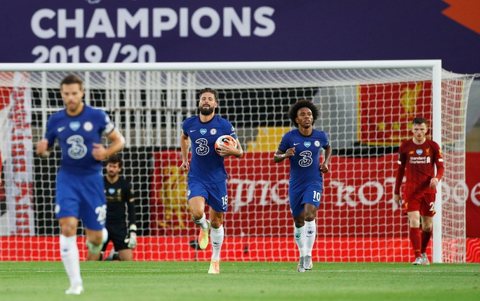 Vùi dập Chelsea, Liverpool tưng bừng nâng cúp vô địch ở Anfield - Ảnh 3. Vùi dập Chelsea, Liverpool tưng bừng nâng cúp vô địch ở Anfield - Ảnh 3.