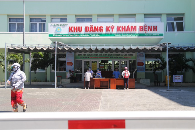 Chùm ảnh, clip: Đà Nẵng trước giờ G thực hiện cách ly xã hội - Ảnh 3. Chùm ảnh, clip: Đà Nẵng trước giờ G thực hiện cách ly xã hội - Ảnh 3.