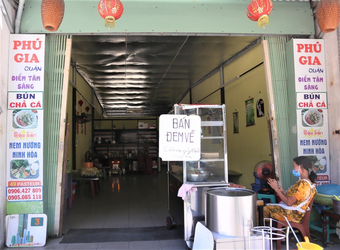 Đà Nẵng: Dừng hoạt động bán hàng ăn uống qua mạng, mang về từ 13 giờ ngày 30-7 - Ảnh 1.