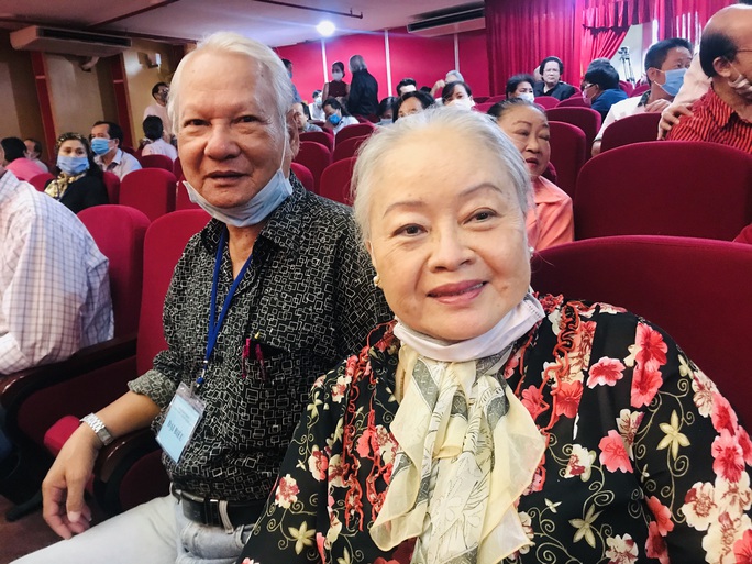 NSƯT Kim Tử Long, Cát Tường, Hạnh Thúy bày tỏ nỗi lòng tại Đại hội Sân khấu TP HCM - Ảnh 9.