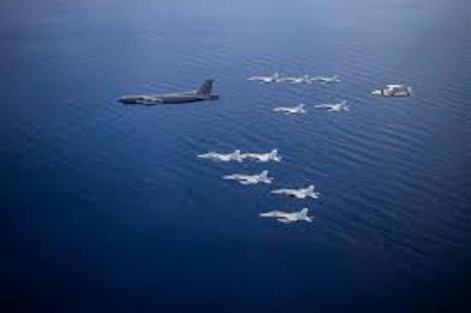 B-52 bay thẳng từ Mỹ đến biển Đông tham gia tập trận - Ảnh 1.