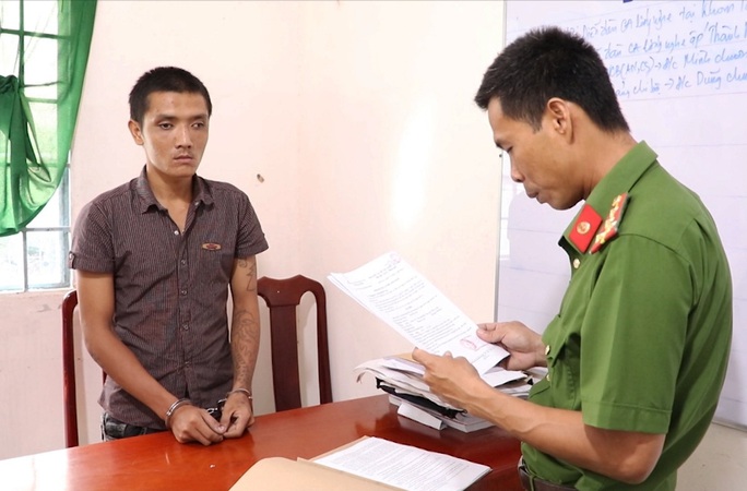 Bị khởi tố vì trộm... 5 trái bưởi - Ảnh 1. Bị khởi tố vì trộm... 5 trái bưởi - Ảnh 1.