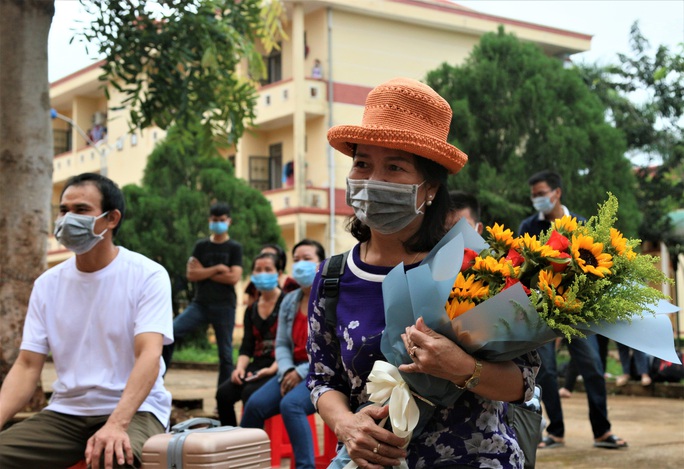 Hết thời hạn cách ly phòng chống Covid-19, nhiều người vẫn chưa thể về nhà - Ảnh 3. Hết thời hạn cách ly phòng chống Covid-19, nhiều người vẫn chưa thể về nhà - Ảnh 3.