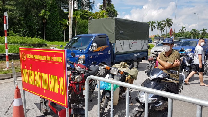 Hải Dương thiết lập vùng cách ly y tế tại 2 bệnh viện - Ảnh 1. Hải Dương thiết lập vùng cách ly y tế tại 2 bệnh viện - Ảnh 1.