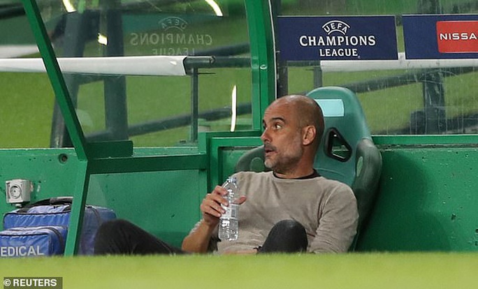 Cổ động viên Man City “tố” HLV Pep Guardiola “lừa đảo” - Ảnh 1. Cổ động viên Man City “tố” HLV Pep Guardiola “lừa đảo” - Ảnh 1.
