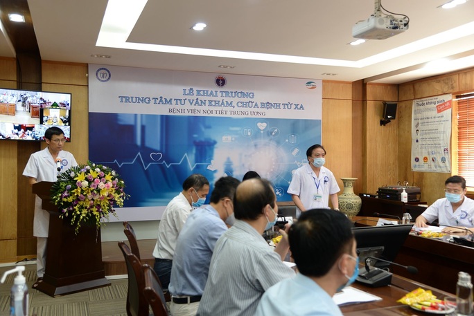 Bệnh viện Nội tiết Trung ương thực hiện khám chữa bệnh từ xa - Ảnh 1.