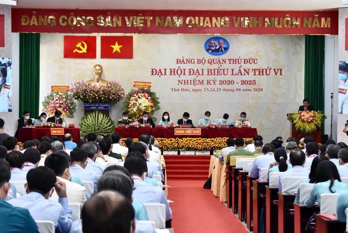 Chủ tịch UBND TP HCM yêu cầu quận Thủ Đức chuẩn bị nhiều dự án lớn - Ảnh 1. Chủ tịch UBND TP HCM yêu cầu quận Thủ Đức chuẩn bị nhiều dự án lớn - Ảnh 1.