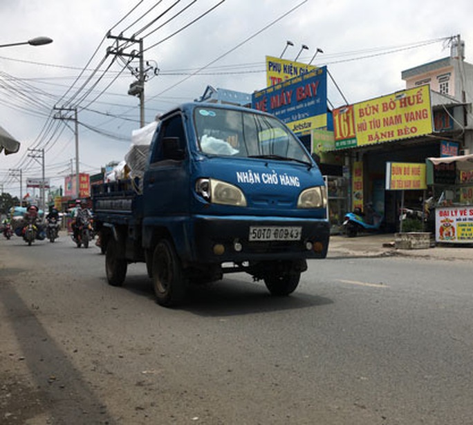 TP HCM đề xuất khai tử xe 4 bánh có gắn động cơ - Ảnh 1. TP HCM đề xuất khai tử xe 4 bánh có gắn động cơ - Ảnh 1.