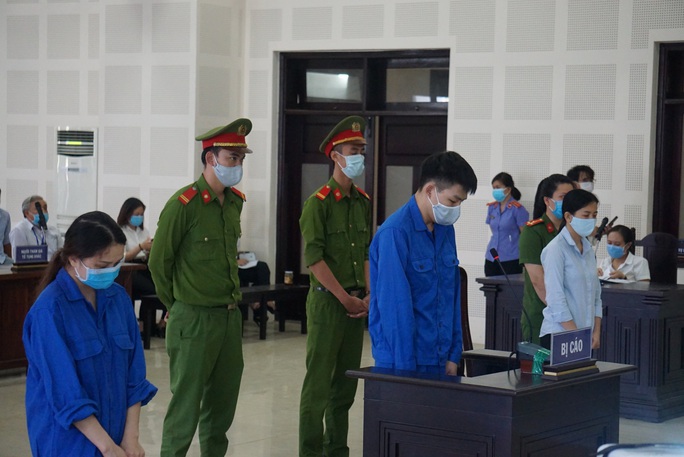 Hai bị cáo giúp sức cho người Trung Quốc nhập cảnh trái phép xin lỗi người dân cả nước - Ảnh 1.