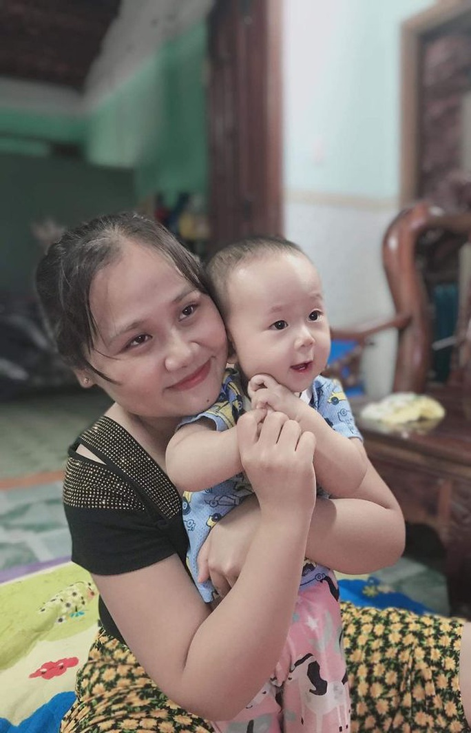 Vì tuyến đầu chống dịch Covid-19: Một tháng xa cách của gia đình tôi! - Ảnh 1. Vì tuyến đầu chống dịch Covid-19: Một tháng xa cách của gia đình tôi! - Ảnh 1.