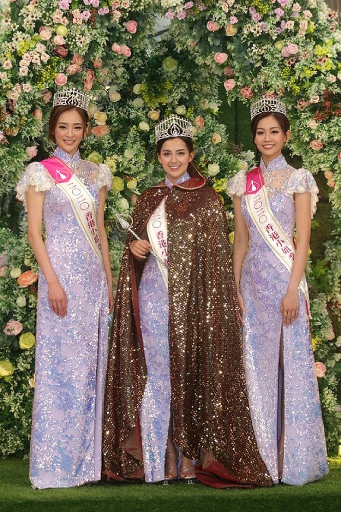 Nhan sắc tân Hoa hậu Hồng Kông gây tranh cãi - Ảnh 4. Nhan sắc tân Hoa hậu Hồng Kông gây tranh cãi - Ảnh 4.