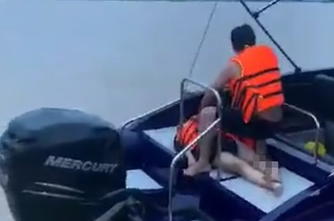 Môtô nước du lịch chạy tốc độ bàn thờ, 2 người tử vong - Ảnh 1. Môtô nước du lịch chạy tốc độ bàn thờ, 2 người tử vong - Ảnh 1.