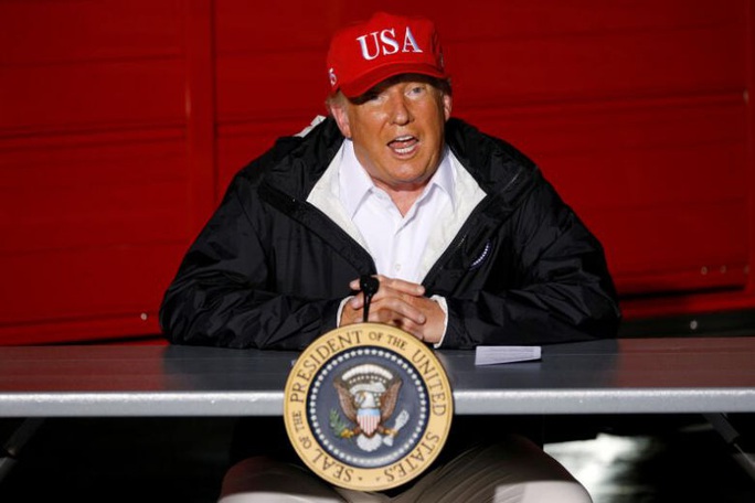 Thăm dò trước bầu cử Mỹ: Tổng thống Trump nhận tin vui buồn lẫn lộn - Ảnh 1. Thăm dò trước bầu cử Mỹ: Tổng thống Trump nhận tin vui buồn lẫn lộn - Ảnh 1.