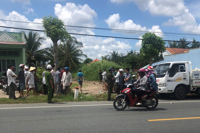 Giám đốc Công an Bạc Liêu trực tiếp ngăn vụ nguy cơ xô xát trên đường đưa tang - Ảnh 1. Giám đốc Công an Bạc Liêu trực tiếp ngăn vụ nguy cơ xô xát trên đường đưa tang - Ảnh 1.
