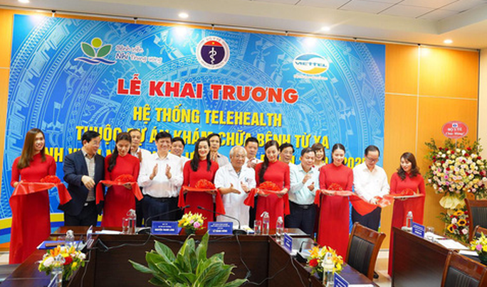 Khám, chữa bệnh từ xa về đích trước hạn - Ảnh 1. Khám, chữa bệnh từ xa về đích trước hạn - Ảnh 1.