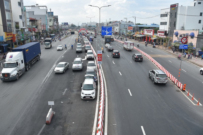 Vạn người vui trong ngày khánh thành nút giao thông An Sương - Ảnh 2. Vạn người vui trong ngày khánh thành nút giao thông An Sương - Ảnh 2.