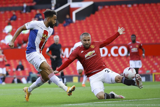 Tân binh de Beek lập công, Man United thua thảm ở Old Trafford - Ảnh 2.