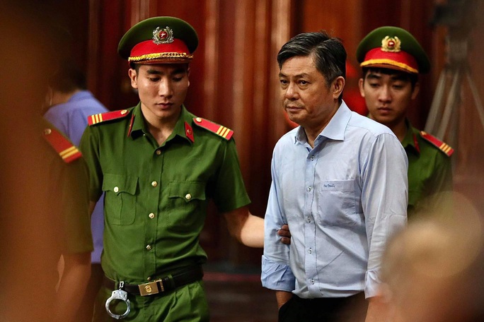 Ông Nguyễn Thành Tài và bà chủ Hoa Tháng Năm lãnh tổng cộng 13 năm tù - Ảnh 7.