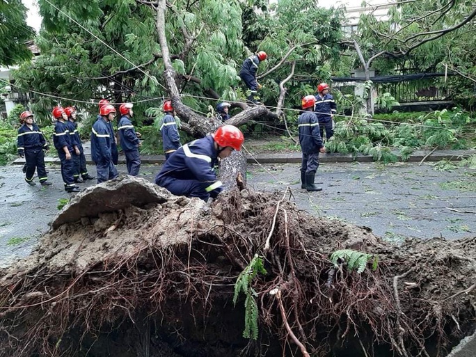 Thêm 2 nạn nhân tại Thừa Thiên – Huế tử vong vì bão số 5 - Ảnh 1.