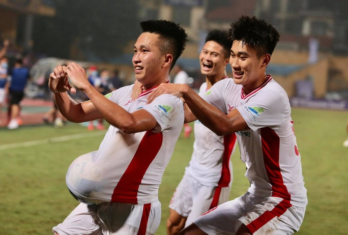 Quang Hải tỏa sáng phút 88, Hà Nội FC bảo vệ thành công cúp Quốc gia - Ảnh 3.